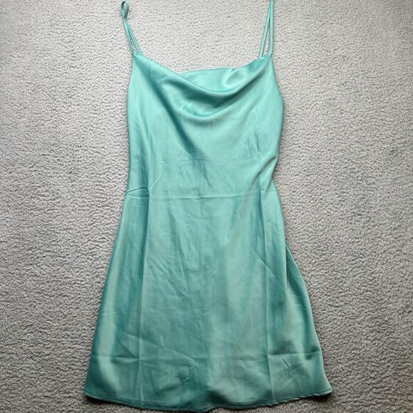 Urban Outfitters Dresses & Skirts - Urban Outfitters slip dress green SZ medium amazing